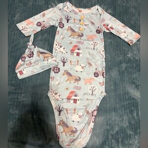 Farm Animal Baby Gown and Hat Set 2for$20